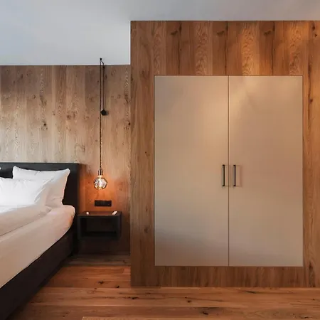 Triple A アパート ゼーフェルト・イン・チロル