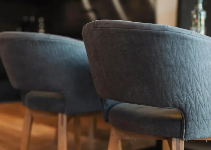 Triple A Apartment *