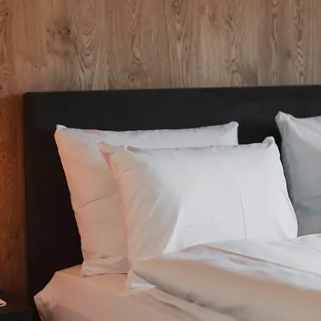 Triple A By Peak Apartman *